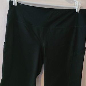 Torrid Perfomance core bike shorts with Pockets Size 2